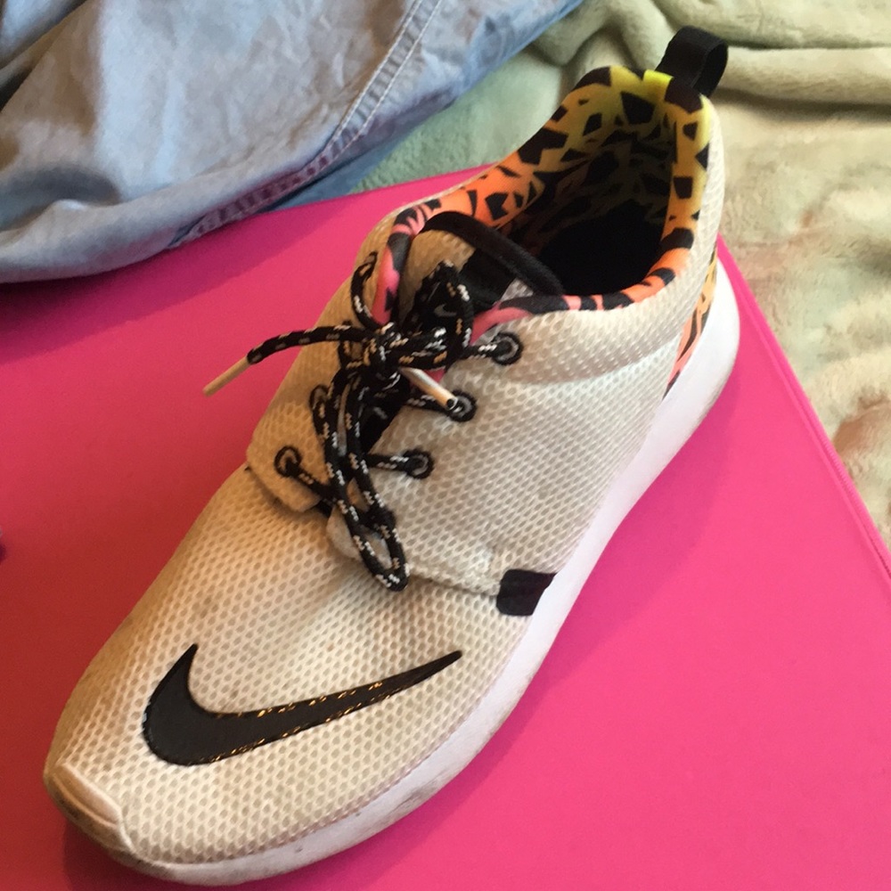 Nike Roshe Shoes